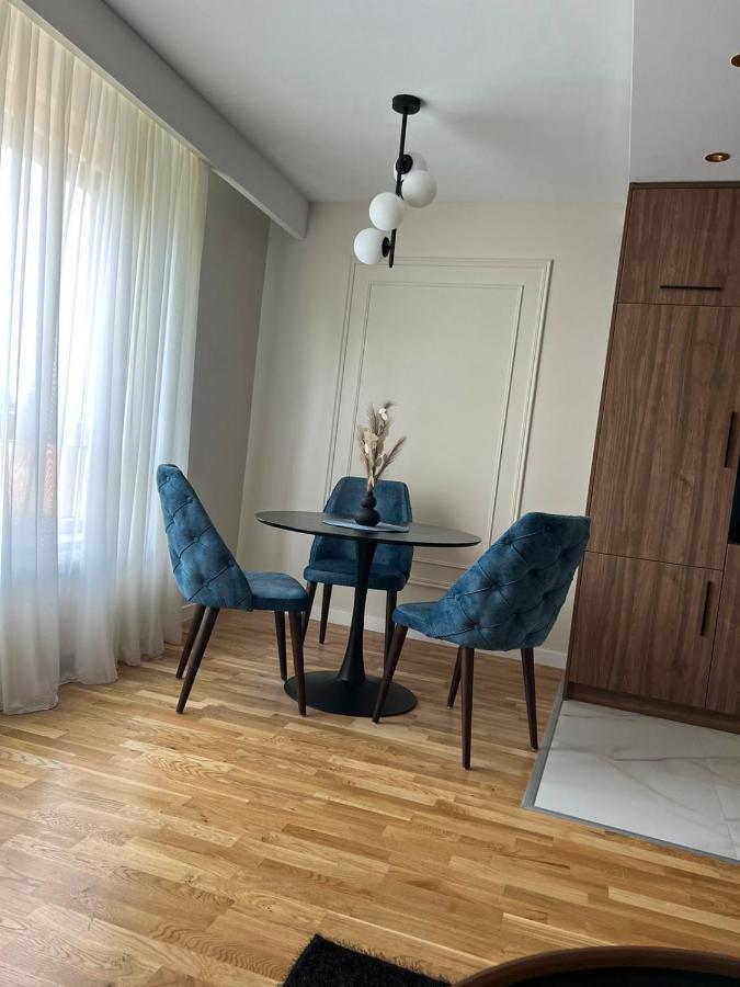 Lilly Lux Apartman Bijeljina Kültér fotó