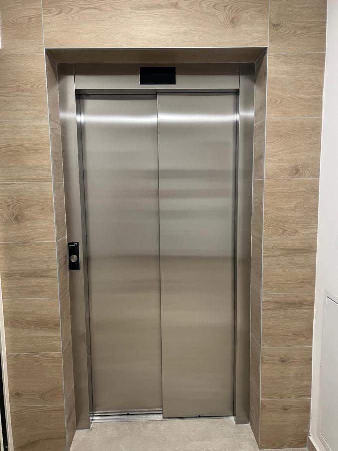 Lilly Lux Apartman Bijeljina Kültér fotó