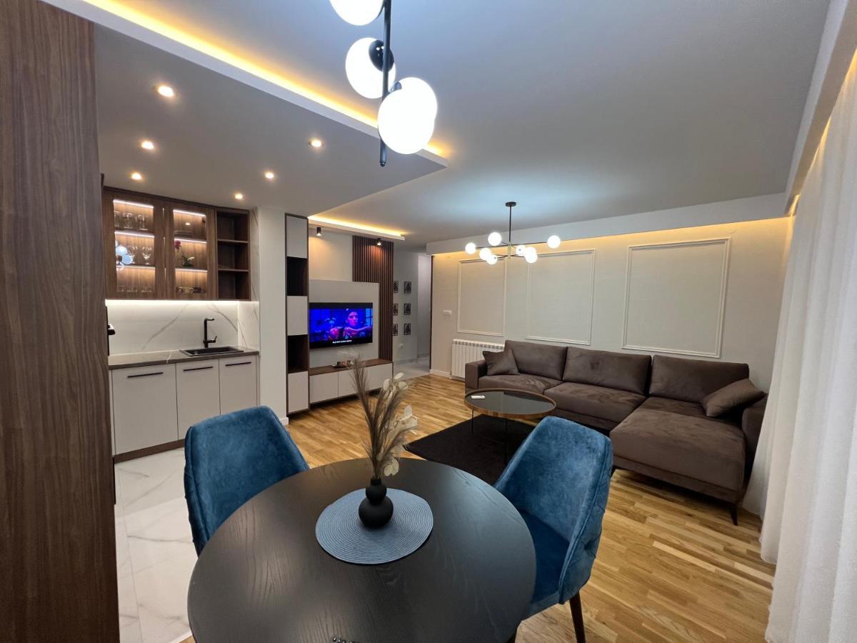 Lilly Lux Apartman Bijeljina Kültér fotó
